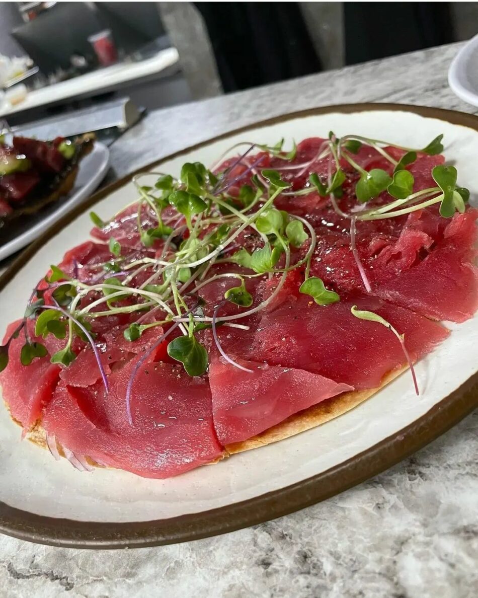 Tuna Pizza